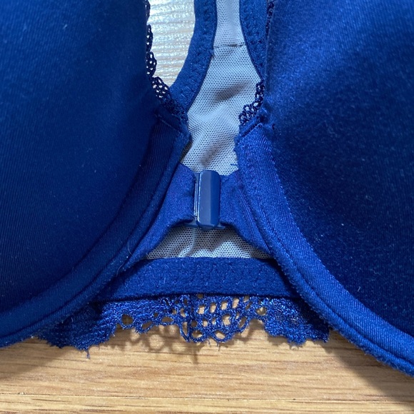 ❤️ Victoria’s Secret Body By Victoria Racerback Demi Lace Bra 34C - Picture 2 of 8